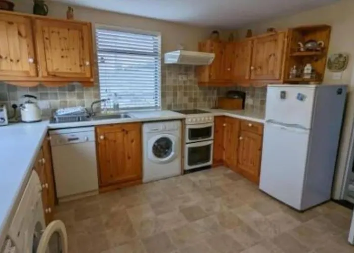 Stoney Grove - Ring Of Kerry Cahersiveen